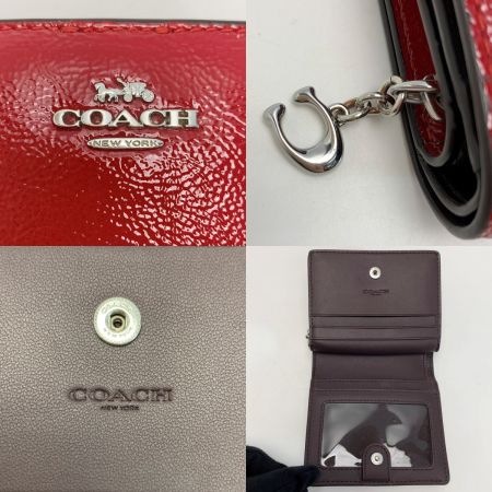  COACH コーチ パテントレザー  CW790 レッド 2つ折り財布