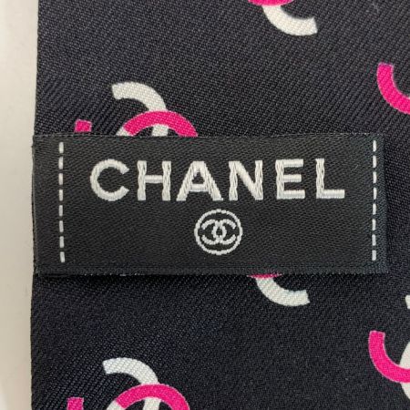  CHANEL シャネル ヘアバンド 細いスカーフ ツイリー ブラック×ピンク シルク100％