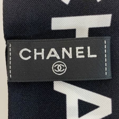  CHANEL シャネル ヘアバンド 細いスカーフ ツイリー ホワイト×ブラック シルク100％