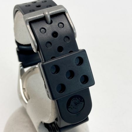  SEIKO セイコー AIR DIVERS 200m ダイバースキューバ V145-0AH0 ブラック ソーラー メンズ 腕時計