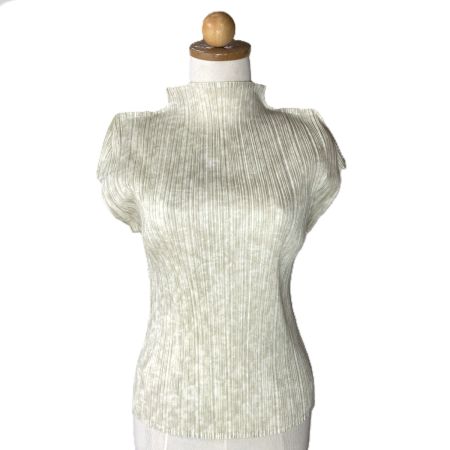  ISSEY MIYAKE イッセイミヤケ PLEATS PLEASE 半袖カットソー PP43-JK751 ベージュ サイズ 3 レディース