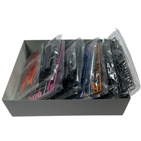  BANDAI バンダイ ガンプラ ブラックナイトスコードルドラ リデラード機＆ダニエル機＆リュー機セット(3機セット) HG 箱ダメージ