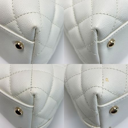  CHANEL シャネル ココハンドル29 マトラッセ A92991 ホワイト 2WAYバッグ キャビアスキン ココマーク