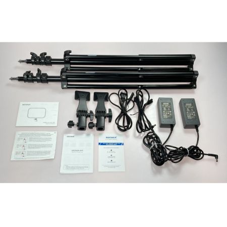  NEEWER RGB168 LEDビデオライト 2パックセット 撮影ライト スタンド付き ケース有り