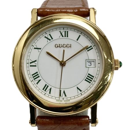  GUCCI グッチ ローマン文字盤 デイト 7200M ホワイト クォーツ メンズ 腕時計