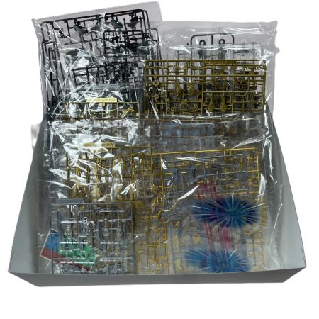   MGEX 1/100 ストライクフリーダムガンダム [メカニカルクリア] ホビー プラモデル ガンプラ 内袋未開封
