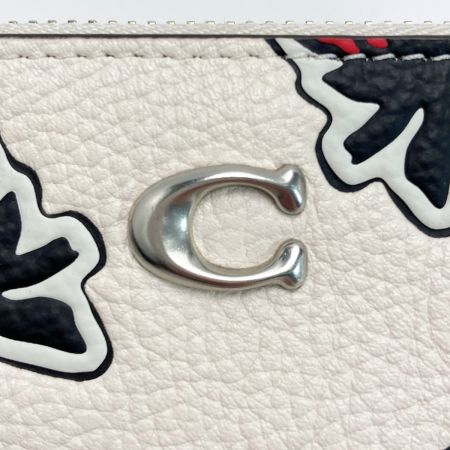  COACH コーチ スモール リストレット・ストロベリー プリント アイボリー ポーチ イチゴ