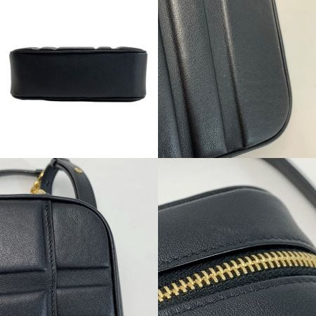  Salvatore Ferragamo サルヴァトーレフェラガモ グラフィックエンボス ショルダーバッグ AU-21 ブラック 布袋付 レザー