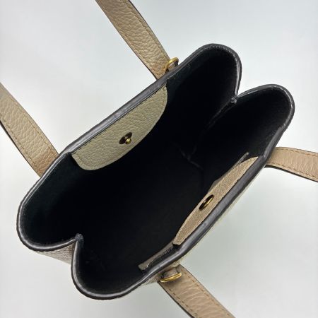 Salvatore Ferragamo サルヴァトーレフェラガモ フィアンマショルダー  EZ-21 ベージュ 袋 ストラップ付