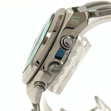  SEIKO セイコー ALBA AKA V657-6030 クォーツ 腕時計 V657-6030 シルバー x グリーン