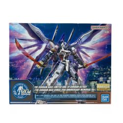 ☆☆ BANDAI 1/100 MG GBK-20 ガンダムアストレイ[THE GUNDAM BASE KOREA 20th ANNIVERSARY MEMORIAL Ver.] Sランク