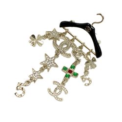 ☆☆ CHANEL シャネル ココマーク ハンガーモチーフ メタル レジン ブローチ AB9842 ゴールド×ブラック レディース Bランク