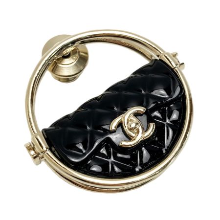  CHANEL シャネル ココマーク マトラッセ フープ ブローチ B23C ゴールド×ブラック GP