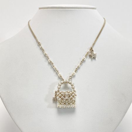  CHANEL シャネル ココマーク マトラッセ ネックレス C23A ゴールド×ホワイト ラインストーン フェイクパール GP