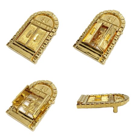 CHANEL シャネル 31 ドアモチーフ ブローチ メッキ ゴールド レディース