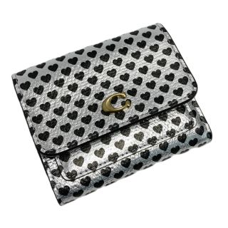 COACH コーチ ミラ スモール フラップ ウォレット・ハート プリント CDZ84 シルバー 3つ折り財布 COACH コーチ ミラ スモール フラップ ウォレット・ハート プリント
