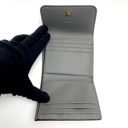  COACH コーチ ミラ スモール フラップ ウォレット・ハート プリント CDZ84 シルバー 3つ折り財布