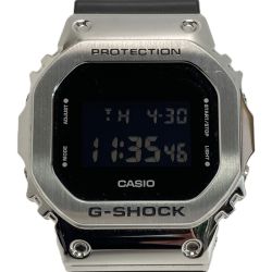 ☆☆ CASIO カシオ G-SHOCK メタルカバード デジタル GM-5600U-1JF クォーツ メンズ 腕時計 Bランク