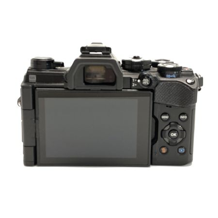  OLYMPUS オリンパス OM-D E-M5 MarkIII ED 14-150mm F4.0-5.6 II レンズ付き ミラーレス一眼