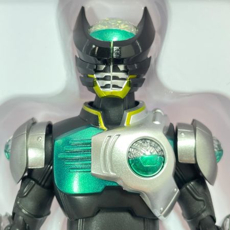  BANDAI バンダイ S.H.Figuarts 仮面ライダーバース(真骨彫製法) 「仮面ライダーオーズ」 フィギュア 開封品