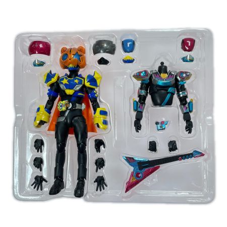  BANDAI バンダイ S.H.Figuarts 仮面ライダーギーツ 仮面ライダーパンクジャック モンスターフォーム/ビートフォーム フィギュア 開封品