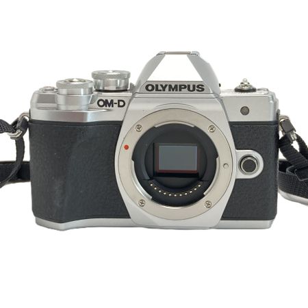 OLYMPUS オリンパス ミラーレス一眼 OM-D E-M10 Mark III レンズ2本付き