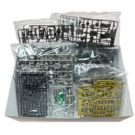   アーマード・コア ローゼンタール CR-HOGIRE(オーギル) ガンメタVer. プラスチックキット ホビー プラモデル 内袋未開封
