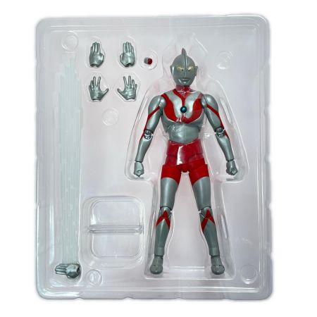  BANDAI バンダイ S.H.Figuarts ウルトラマン フィギュア 開封品