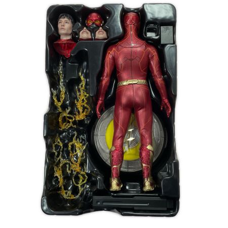  HOTTOYS ホットトイズ 『ザ・フラッシュ』 フラッシュ 通常版 フィギュア 開封品