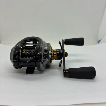 Abu Garcia アブガルシア リール　REVO BLACK10