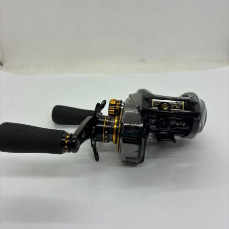Abu Garcia アブガルシア リール　REVO BLACK10