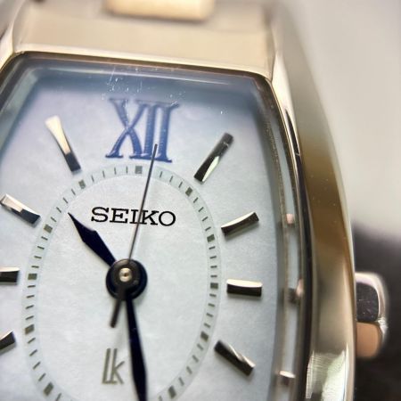 SEIKO セイコー ルキア ステンレススチール V117-0DK0 スカイブルー 腕時計 レディース