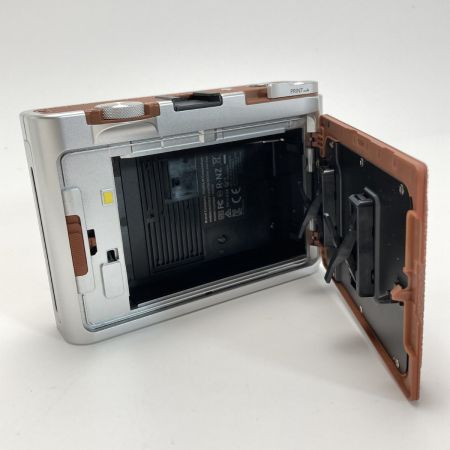  FUJIFILM フジフィルム instax mini Evo ブラウン チェキ インスタントカメラ 本体のみ