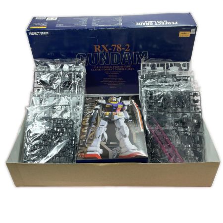   PG 1/60 RX-78-2 ガンダム プラモデル 「機動戦士ガンダム」 ホビー  内袋未開封
