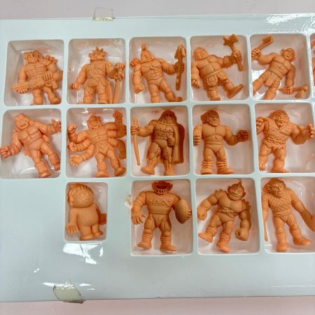 BANDAI キン肉マン 超人戦士28BOX PART5 オクトパスドラゴンVSキン肉マン キン消し
