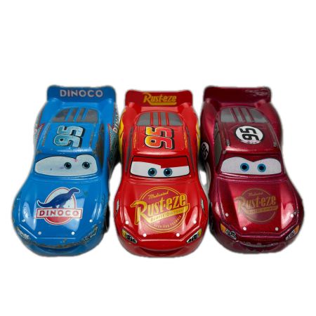   トミカ カーズ ライトニング・マックィーン 暗闇で光る  ダイナコタイプ  クルージングタイプ 7台セット売り