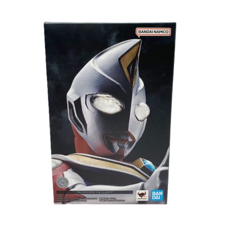  s.h.figuarts 真骨彫製法 ウルトラマンダイナ フラッシュタイプ フィギュア