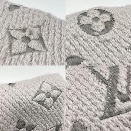 LOUIS VUITTON ルイヴィトン エシャルプ・ロゴマニア M74742 グリペルル マフラー ウール94％ シルク6％