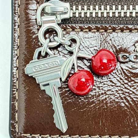  COACH コーチ カードケース チェリー キー CEZ23 ブラウン