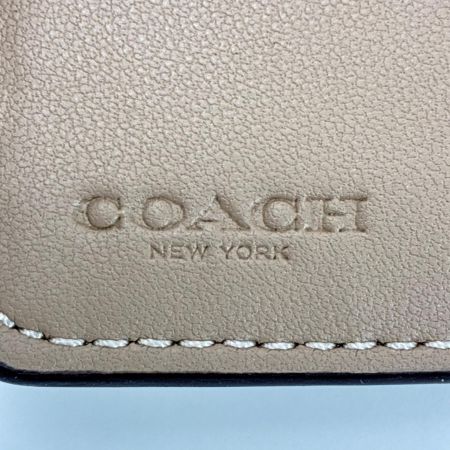  COACH コーチ チェリー柄 CFA19 クリームホワイト  2つ折り財布 レディース ゴールド金具