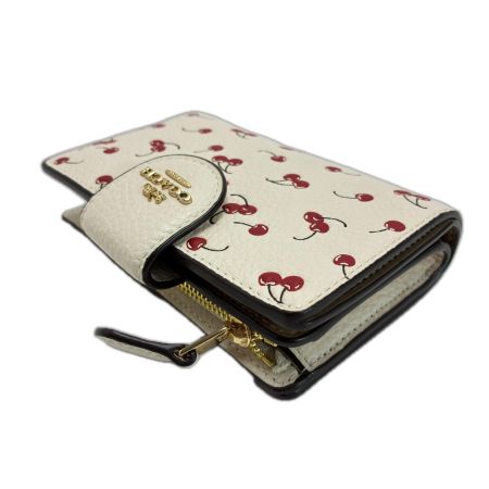  COACH コーチ チェリー柄 CFA19 クリームホワイト  2つ折り財布 レディース ゴールド金具
