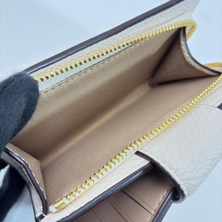  COACH コーチ チェリー柄 CFA19 クリームホワイト  2つ折り財布 レディース ゴールド金具