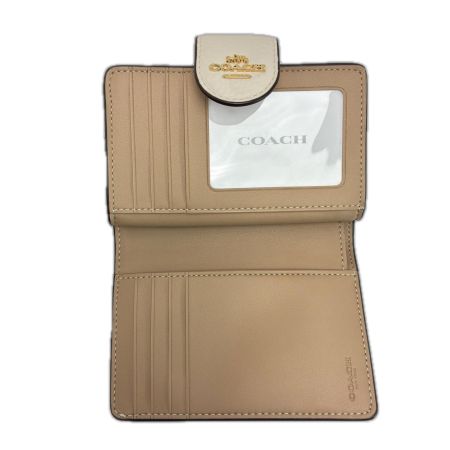  COACH コーチ チェリー柄 CFA19 クリームホワイト  2つ折り財布 レディース ゴールド金具