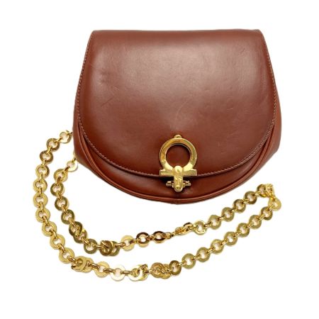  Salvatore Ferragamo サルヴァトーレフェラガモ チェーンショルダーバッグ  ガンチーニ  AQ214204 ボルドー レディース ゴールド金具