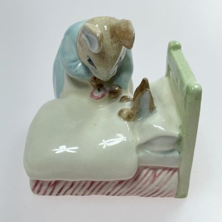 ROYAL ALBERT ピーターラビット －Peter in Bed- ベッドの中のピーター 置物