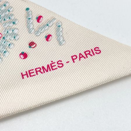 HERMES エルメス ツイリー KELLY EN PERLES アイボリー シルク100％ スカーフ 箱有