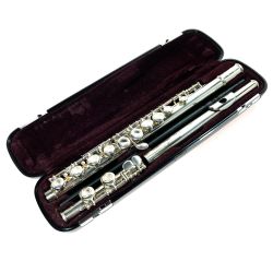 ☆☆ YAMAHA ヤマハ フルート YFL311 ハードケース付き Bランク
