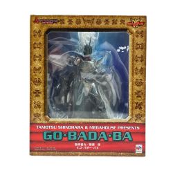 ☆☆ メガハウス ART WORKS MONSTERS 仮面ライダークウガ ゴ・バダー・バ フィギュア Nランク