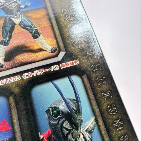  メガハウス ART WORKS MONSTERS 仮面ライダークウガ/ン・ダグバ・ゼバ フィギュア