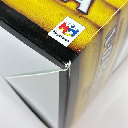  メガハウス ART WORKS MONSTERS 仮面ライダークウガ/ン・ダグバ・ゼバ フィギュア